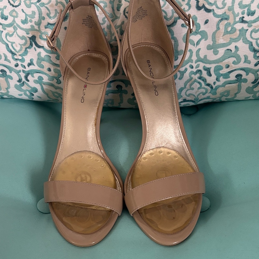 Bandolino Women's Nude Heels